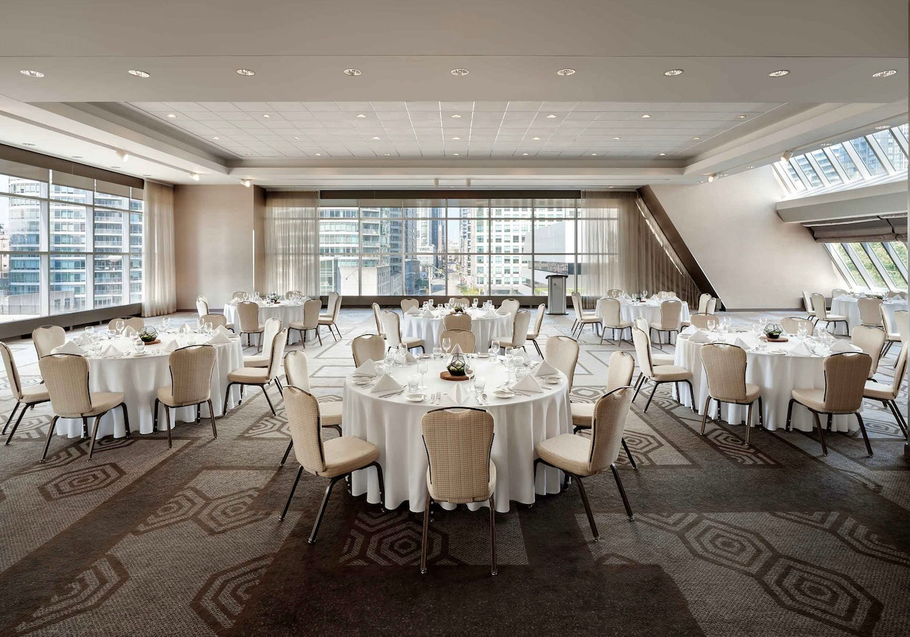 Toronto Marriott City Centre Hotel (connected to the Rogers Centre) Toronto Canada